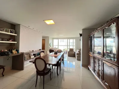 Apartamento com 3 Quartos à venda, 218m² no Residencial Amazonas, Franca