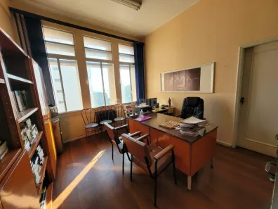 Sala Comercial para alugar, 55m² no Centro Histórico, Porto Alegre