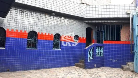 Galpão/Depósito/Armazém à venda, 416m² no Jardim Caguassu, São Paulo