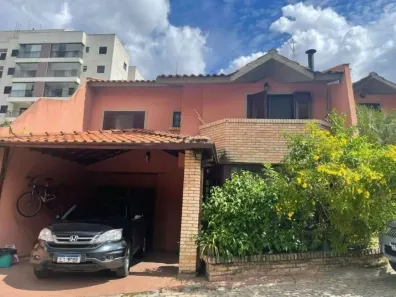 Casa com 3 Quartos à venda, 231m² no Granja Viana, Cotia