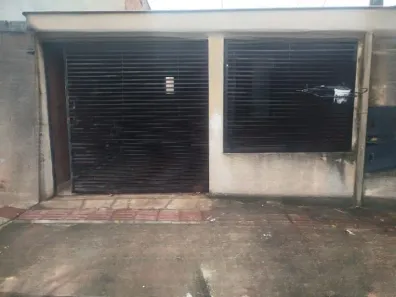 Casa com 3 Quartos à venda, 75m² no Jardim Indusville, Londrina