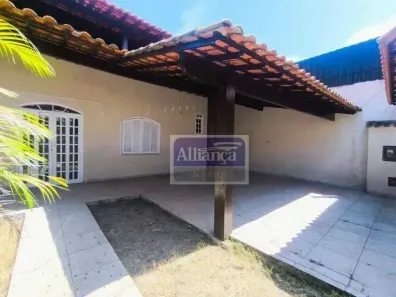 Casa com 3 Quartos à venda, 330m² no Piratininga, Niterói