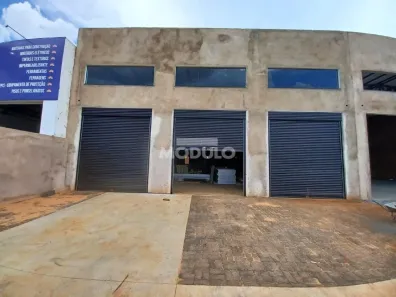 Galpão/Depósito/Armazém para alugar, 360m² no Novo Mundo, Uberlândia