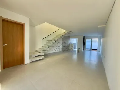 Sobrado com 3 Quartos à venda, 109m² no Igara, Canoas