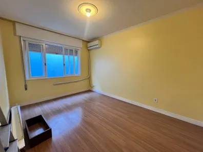 Apartamento com 2 Quartos à venda, 60m² no Menino Deus, Porto Alegre