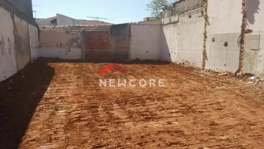 Lote/Terreno à venda, 279m² no Parque Industriário, Santo André