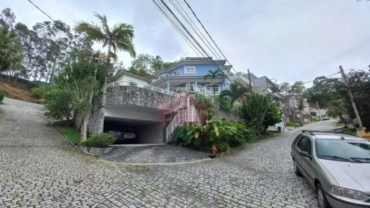 Casa de Condomínio com 4 Quartos à venda, 534m² no Maria Paula, São Gonçalo