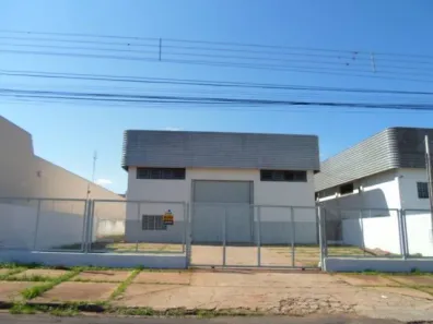 Galpão/Depósito/Armazém para alugar, 547m² no Jardim Itaipu, Maringá