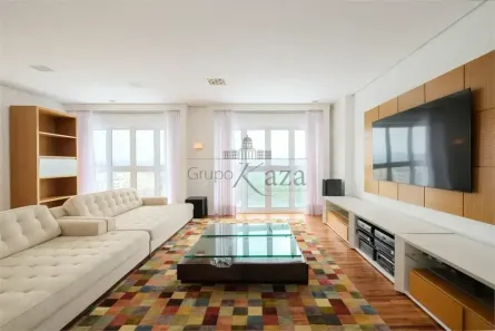 Cobertura com 4 Quartos à venda, 700m² no Vila Nova Conceição, São Paulo