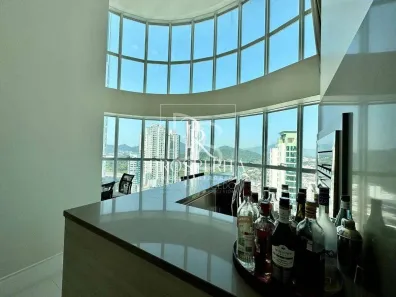 Apartamento com 4 Quartos para alugar, 222m² no Centro, Balneário Camboriú