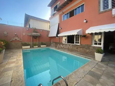 Casa com 3 Quartos à venda, 284m² no São Francisco, Niterói