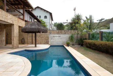 Casa com 5 Quartos à venda, 620m² no Mangabeiras, Belo Horizonte