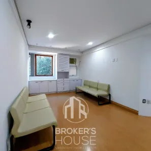 Sala Comercial para alugar, 70m² no Praia do Canto, Vitória