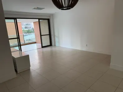 Apartamento com 4 Quartos para alugar, 145m² no Alphaville I, Salvador