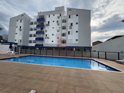 Apartamento com 2 Quartos à venda, 77m² no Abraão, Florianópolis