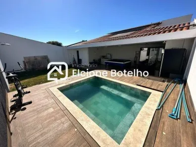 Casa com 3 Quartos à venda, 190m² no Segismundo Pereira, Uberlândia