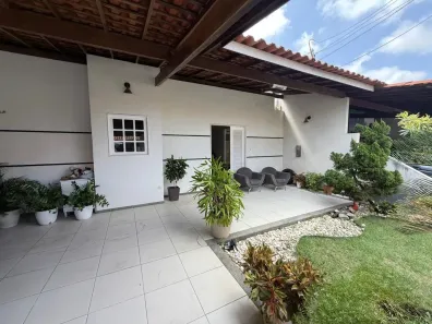 Casa de Condomínio com 3 Quartos para alugar, 150m² no Turu, São Luís