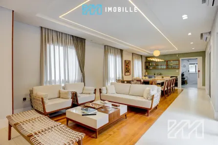 Casa com 5 Quartos à venda, 370m² no Praia dos Amores, Balneário Camboriú