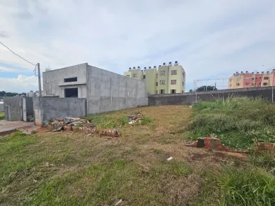 Lote/Terreno à venda, 300m² no Jardim Guairacá, Maringá