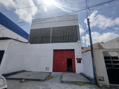 Sala Comercial à venda, 390m² no Joaquim Távora, Fortaleza