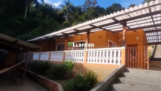 Fazenda/Sítio com 2 Quartos à venda, 246m² no Itaquaciara, Itapecerica da Serra