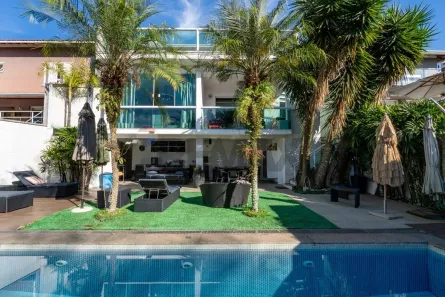 Casa de Condomínio com 4 Quartos à venda, 420m² no Vila Santo Antônio, Cotia