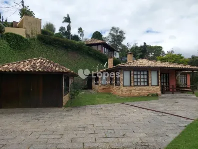 Casa com 3 Quartos à venda, 212m² no Pedro do Rio, Petrópolis