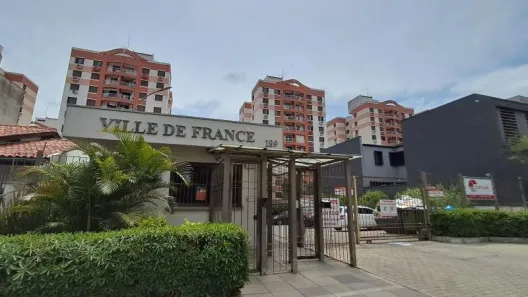 Apartamento com 3 Quartos para alugar, 70m² no Cristo Redentor, Porto Alegre