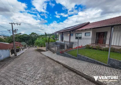 Casa com 3 Quartos à venda, 300m² no Escola Agrícola, Blumenau