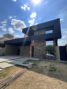 Casa com 4 Quartos à venda, 300m² no Parque Residencial Buona Vita, São José do Rio Preto