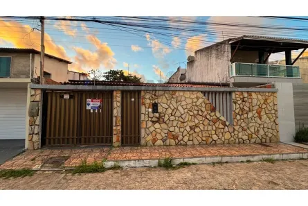 Casa com 3 Quartos à venda, 140m² no Aeroporto, Aracaju
