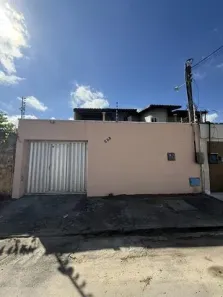 Casa com 5 Quartos para alugar, 231m² no Engenheiro Luciano Cavalcante, Fortaleza