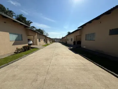 Casa de Condomínio com 3 Quartos à venda, 175m² no Jardim Imperial, Aparecida de Goiânia