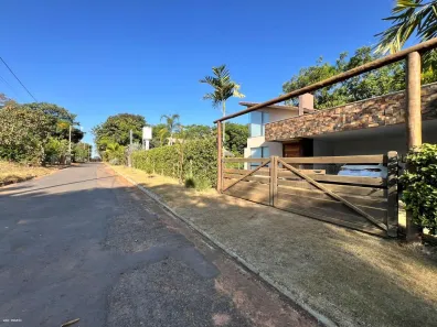 Fazenda/Sítio com 3 Quartos à venda, 296m² no , Bela Vista de Goiás