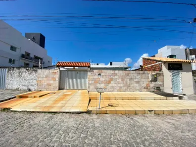 Casa com 4 Quartos para alugar, 259m² no Bessa, João Pessoa