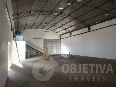 Galpão/Depósito/Armazém para alugar, 450m² no Tibery, Uberlândia
