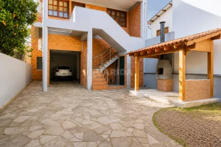 Casa com 4 Quartos para alugar, 290m² no Petrópolis, Porto Alegre