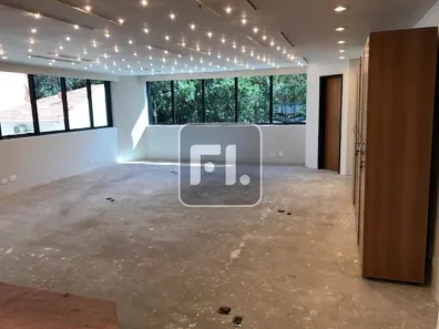 Sala Comercial para alugar, 201m² no Vila Olímpia, São Paulo