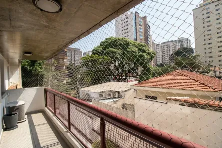 Apartamento com 3 Quartos para alugar, 130m² no Indianópolis, São Paulo