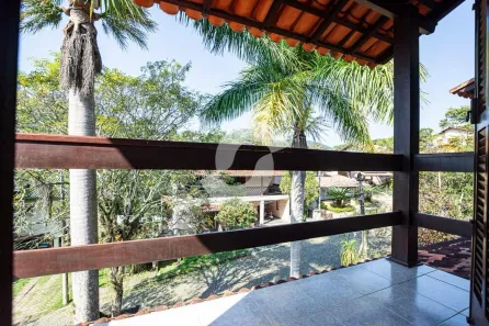 Casa de Condomínio com 5 Quartos à venda, 236m² no Mata Paca, Niterói