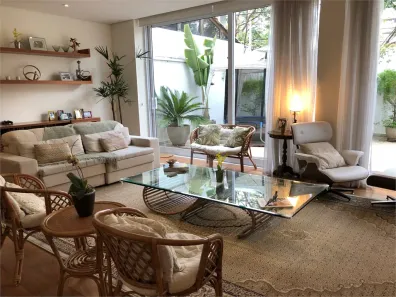 Casa de Condomínio com 4 Quartos à venda, 223m² no Campo Belo, São Paulo