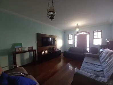 Casa com 3 Quartos à venda, 183m² no Tirol (Barreiro), Belo Horizonte