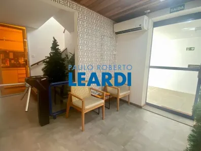 Casa com 1 Quarto à venda, 337m² no Indianópolis, São Paulo