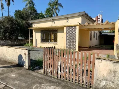 Casa com 3 Quartos à venda, 200m² no América, Joinville