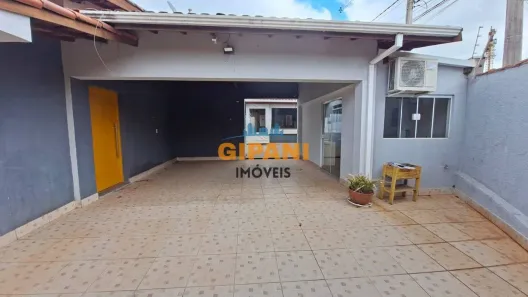 Casa com 3 Quartos à venda, 240m² no Jardim Santo Antonio, Jaguariúna
