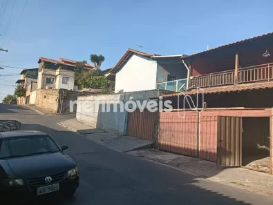 Casa com 3 Quartos à venda, 300m² no Planalto, Belo Horizonte