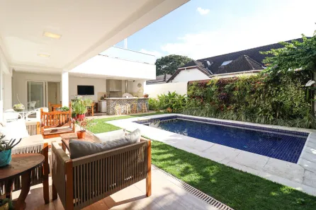 Casa de Condomínio com 5 Quartos à venda, 450m² no Super Quadra Morumbi, São Paulo