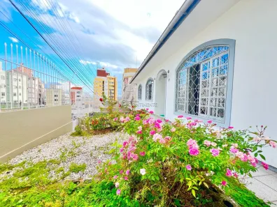 Casa com 3 Quartos à venda, 140m² no Capoeiras, Florianópolis