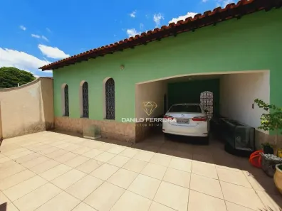 Casa com 3 Quartos à venda, 250m² no Brasil, Itu