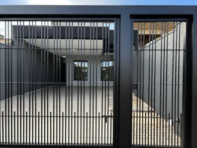 Casa com 3 Quartos à venda, 109m² no Jardim das Estações, Maringá